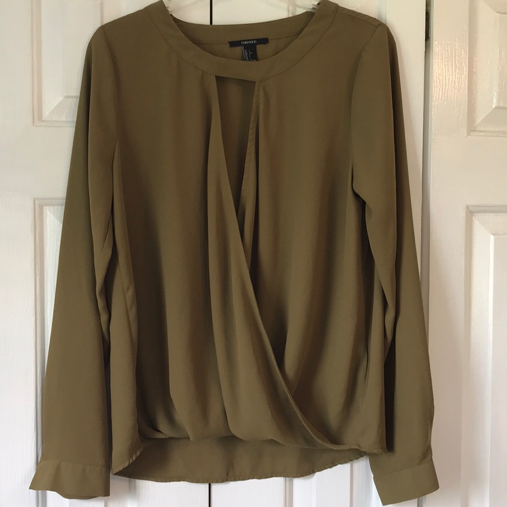 An olive green forever 21 top